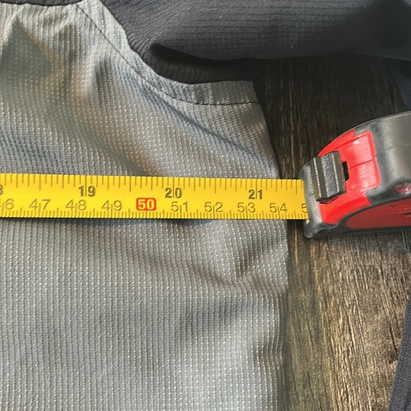 Under Armour windbreaker size men’s S - Picture 2 of 8